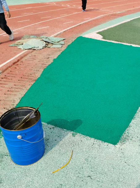 西青球场翻新修补改造专项服务介绍